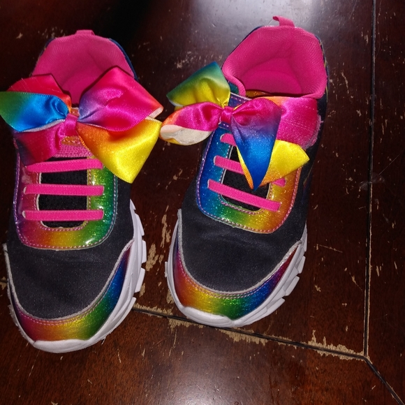 Jojo silwa sneakers - Picture 1 of 2